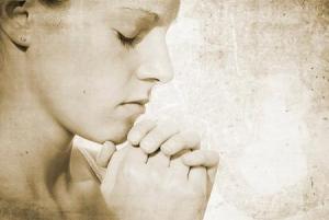 praying women1