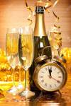 10582825-happy-new-year—champagne-and-clock-Stock-Photo